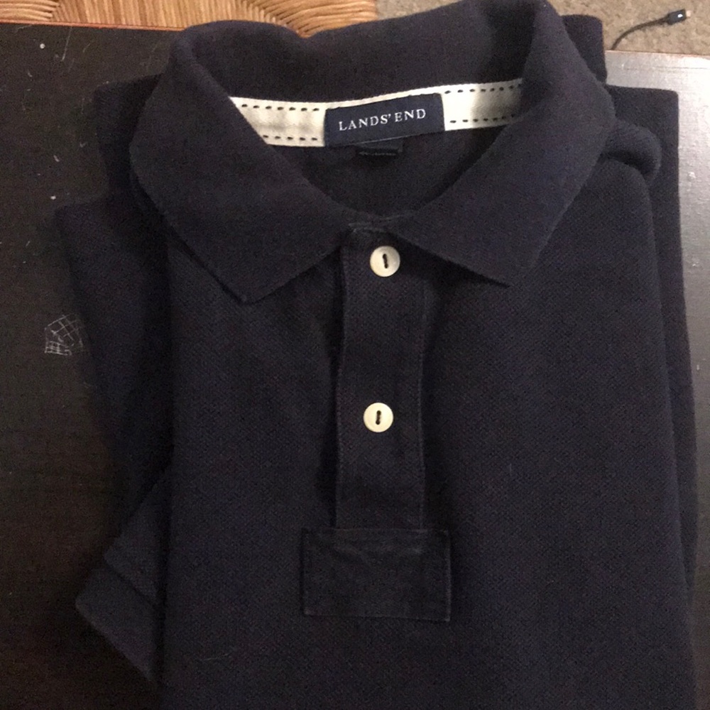 Lands’ End Medium Navy Blue Men’s cotton collared shirt